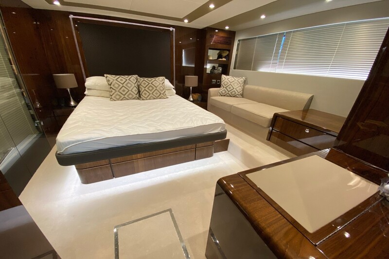 Image courtesy of JD Yachts Fairline Squadron 65