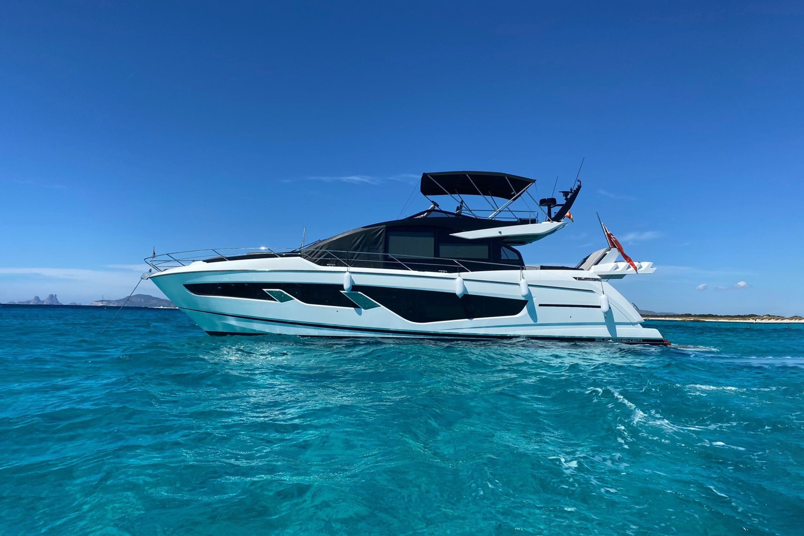 Sunseeker 65 Sport Yacht zu verkaufen