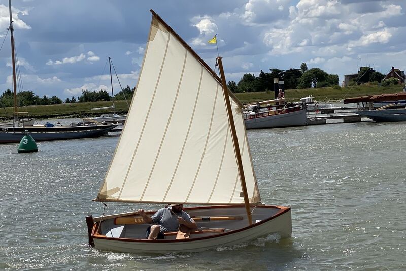  Classic Sailing Dinghy Jade-10