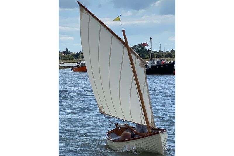  Classic Sailing Dinghy Jade-10