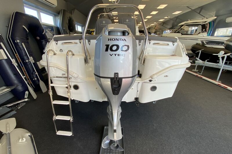  Jeanneau Cap Camarat 5.5 CC