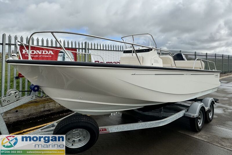  Boston Whaler 190 Montauk