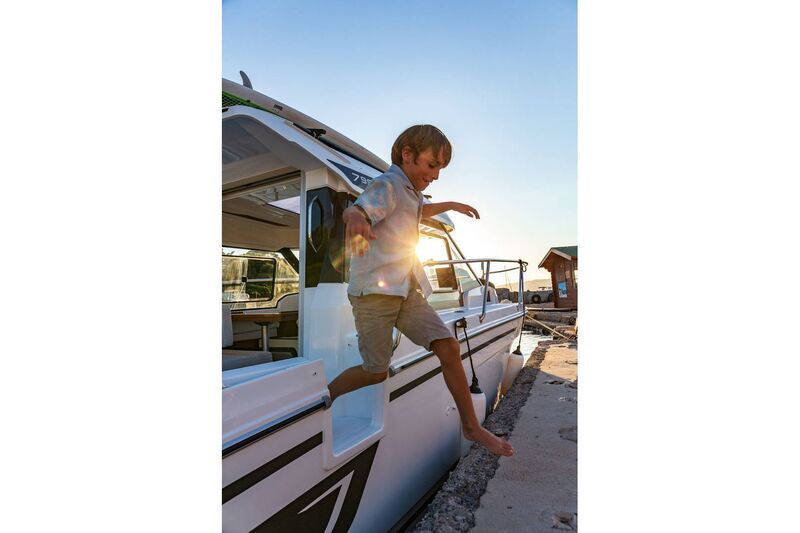  Jeanneau Merry Fisher 795 - Series 2