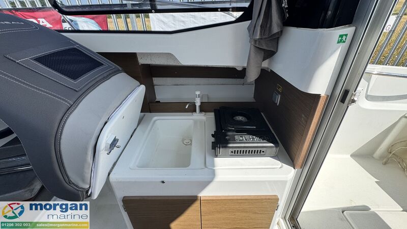  Jeanneau  Merry Fisher 605