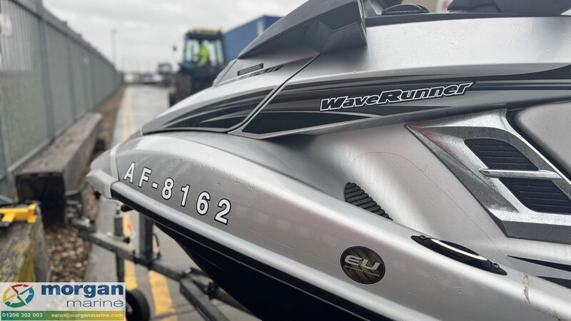  Yamaha WaveRunner  FX HO cruiser 