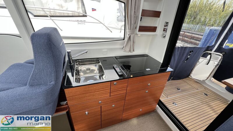  Nimbus 305 Coupe