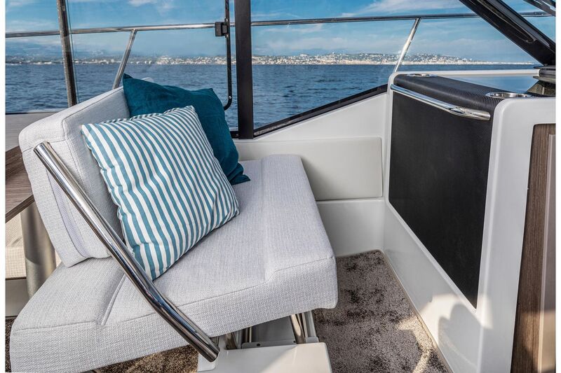  Jeanneau Merry Fisher 895 Series 2