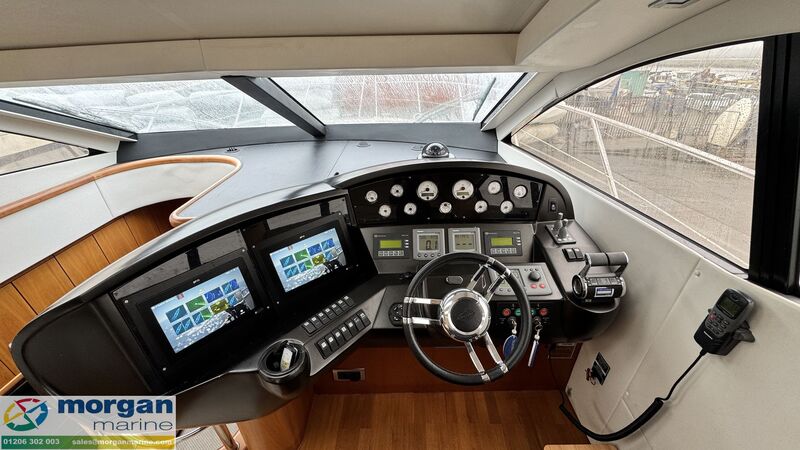  Sunseeker  Predator 52