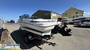  Maxum  1800 MX bow rider