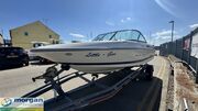  Maxum  1800 MX bow rider