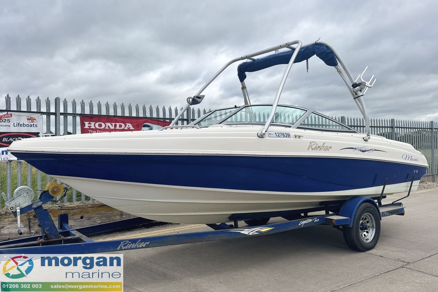 Rinker 212 bow rider zu verkaufen