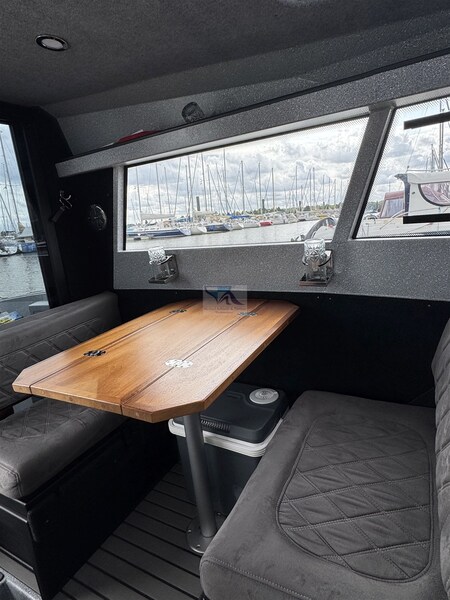 Voyager 700 Cabin SEEWOLFF II 52 V-Boats Voyager 700 Cabin