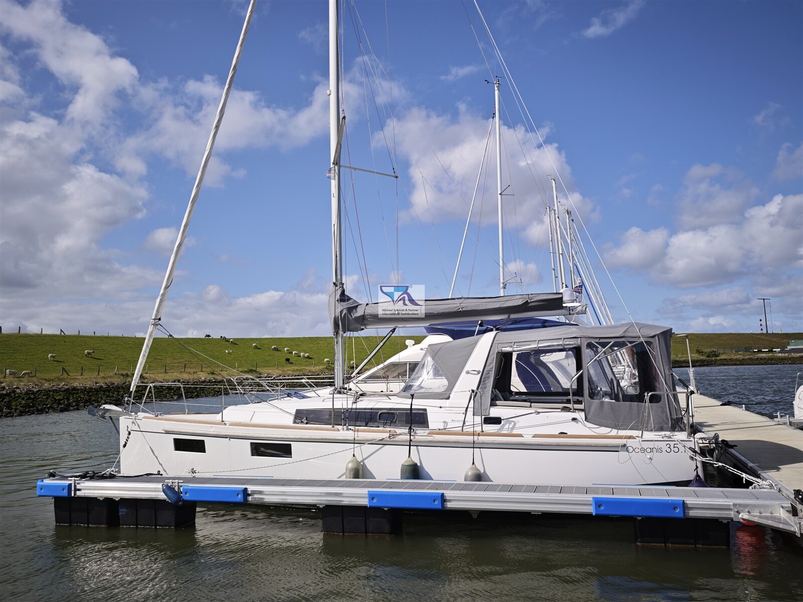 Beneteau OCEANIS 35.1 zu verkaufen
