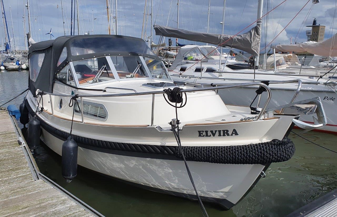 Interboat Intercruiser 28 Cabrio zu verkaufen