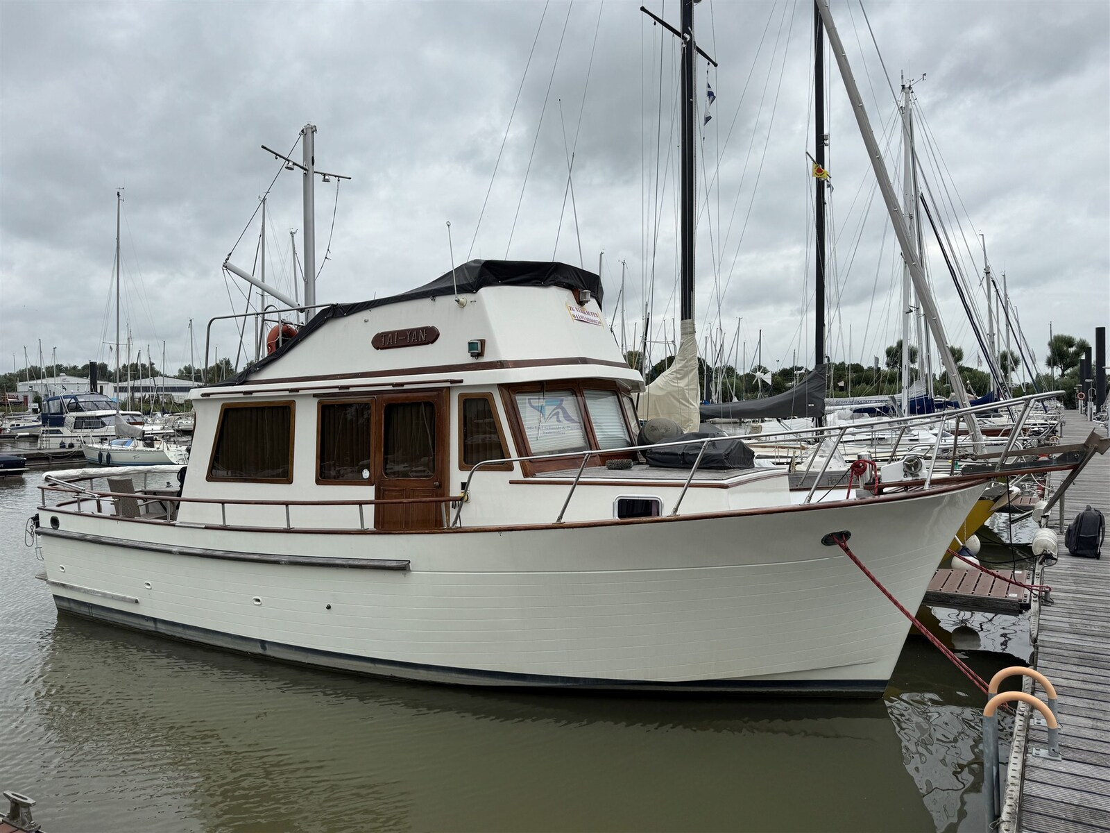 Chien Hwa Boat Single Cabin Trawler zu verkaufen