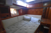  OYSTER 80 Deck Saloon