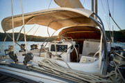  OYSTER 80 Deck Saloon