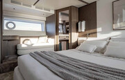  Azimut 72