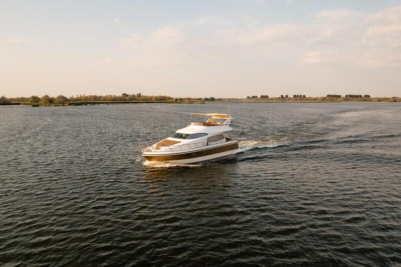 Elegance 54 Elegance 54