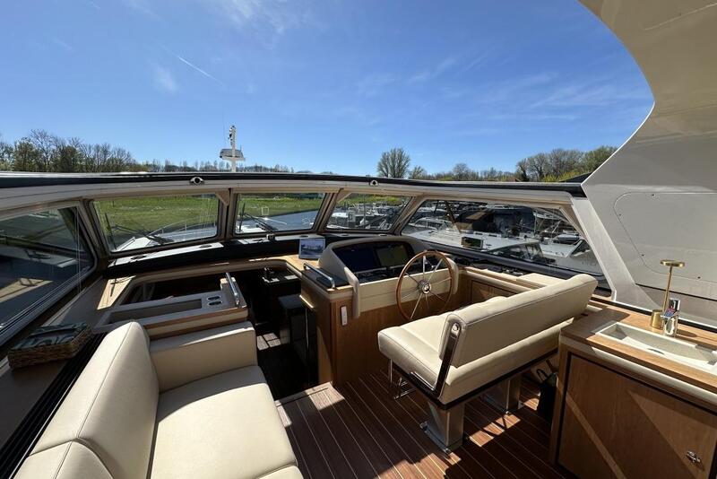 Linssen Grand Sturdy 550 Variotop Linssen Grand Sturdy 550 Variotop