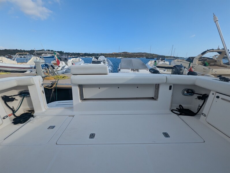 Tiara 4100 Open cockpit Tiara Yachts 4100 Open