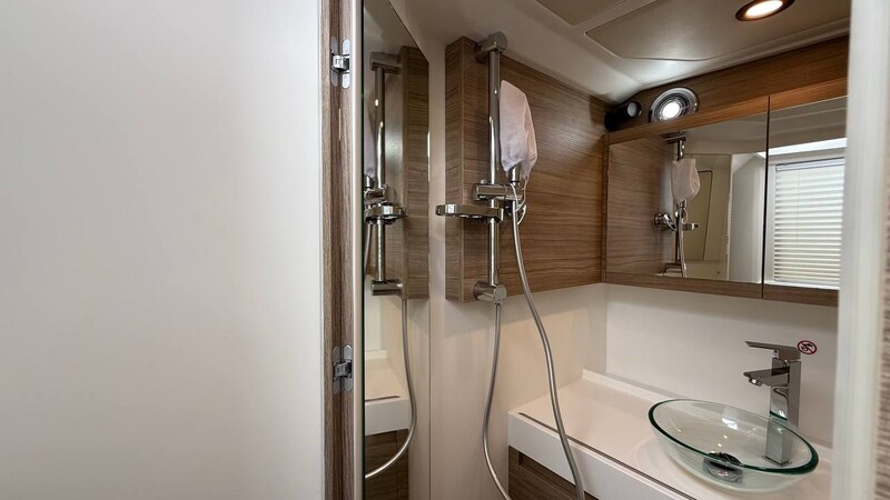 Saxdor 400 GTO Bathroom Saxdor 400 GTO