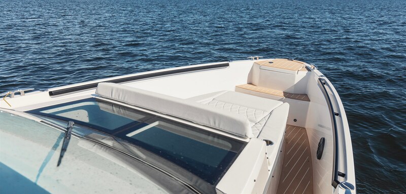 320GTOBow Saxdor 320 GTO