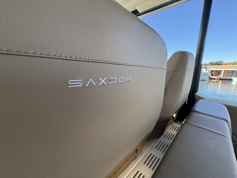 {E}Cushions Saxdor 400 GTO