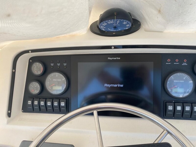 electronics Bertram Yacht 37' Convertible