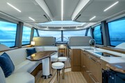 Tiara EX60 salon Tiara Yachts EX 60