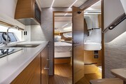 {I} Interiors Tiara Yachts 39LE