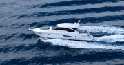 Tiara 5800 Sovran running Tiara Yachts 5800 Sovran