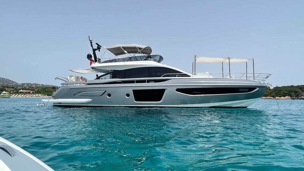 Azimut S7 M/Y 2023 zu verkaufen