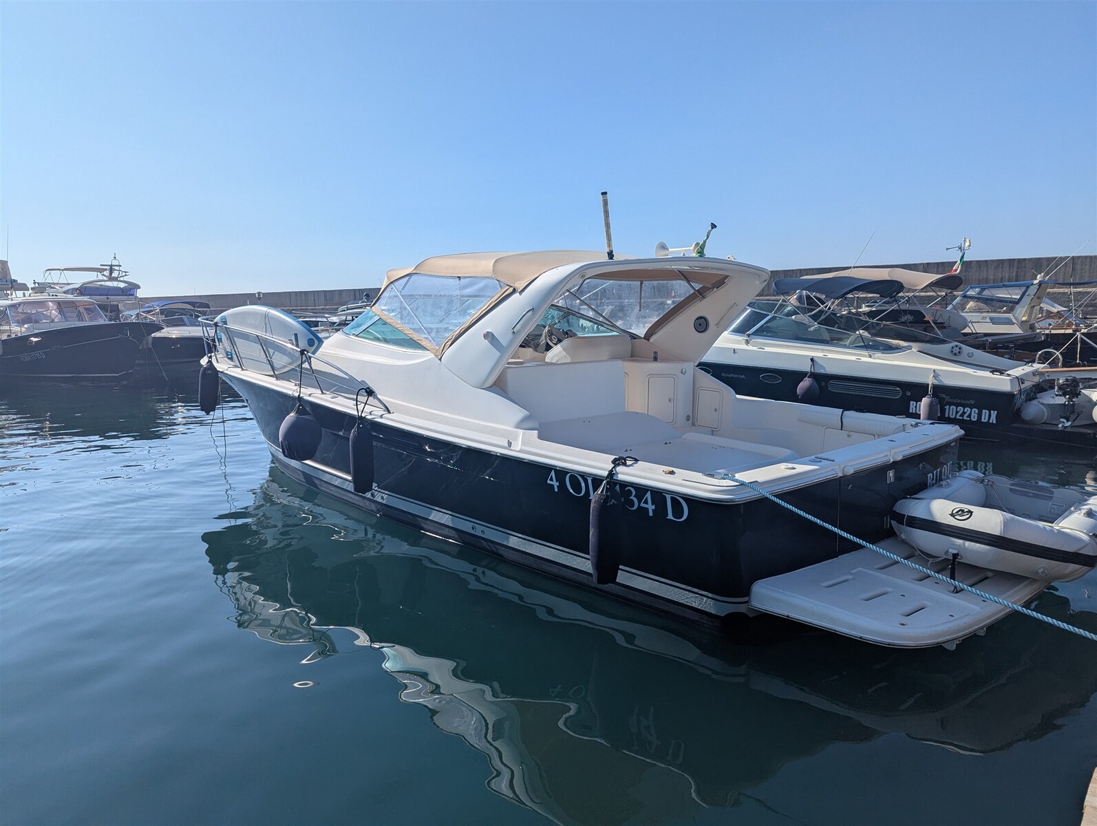 Riviera Marine 4000 Offshore zu verkaufen