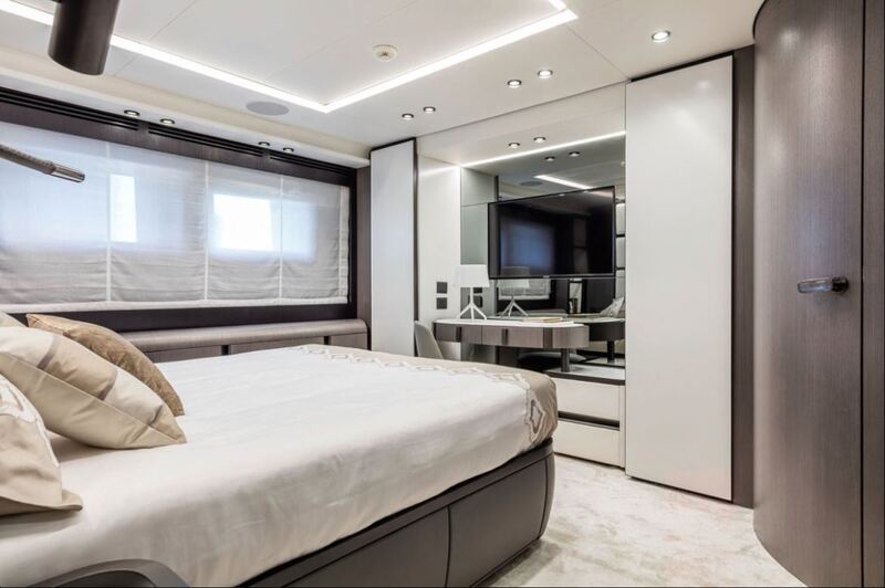 zgkzgk Isa yachts Xtra Alu 40 M