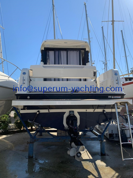 Heckansicht 2 Quicksilver Activ 905 Weekend 