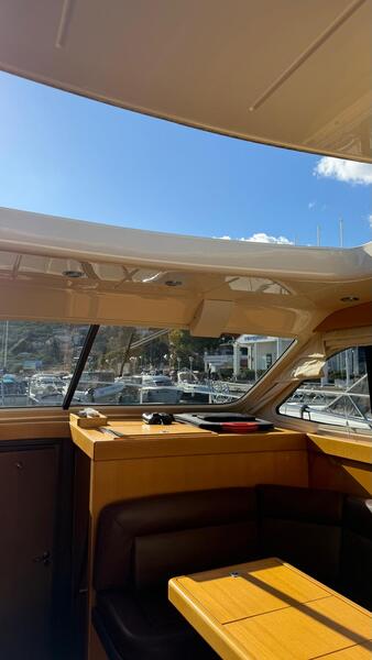 IMG-20251027-WA0090 Portofino Marine 37 HT