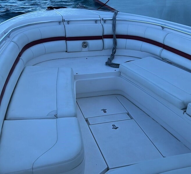  Intrepid 327 Center Console