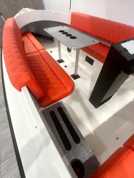  Vision Fantail 217