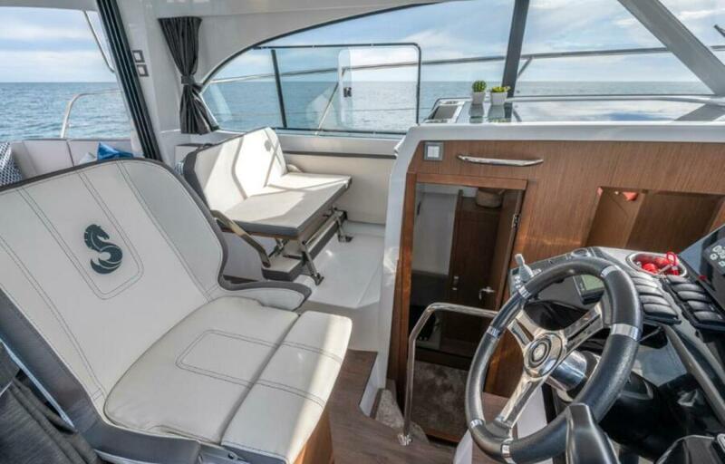  Beneteau Antares 11