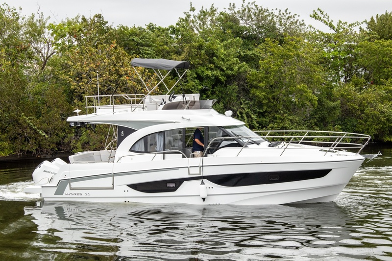  Beneteau Antares 11