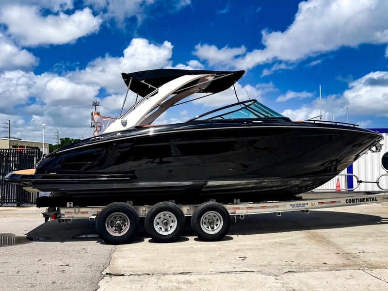  Regal 2800 Bowrider