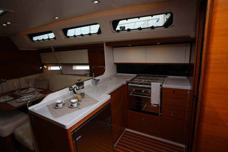 Italia 13.98 Hanseboot ancora boat show 2016