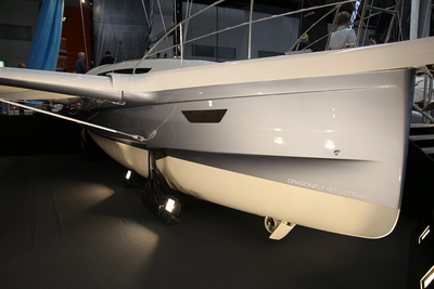 The all new Dragonfly 40 Performance Cruiser